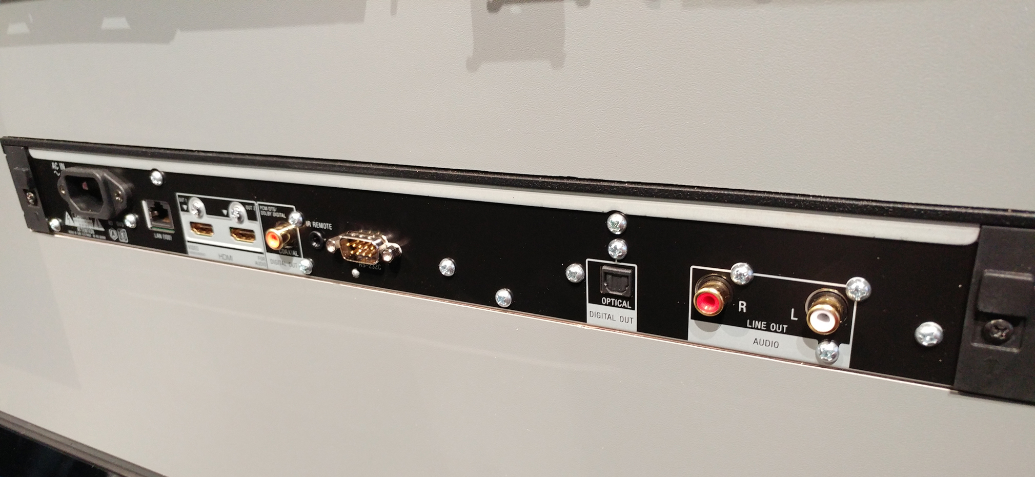 Sony UBP-X1000ES Ultra Hd Blu-ray Player CEDIA 2016 Impressions Rear Ports